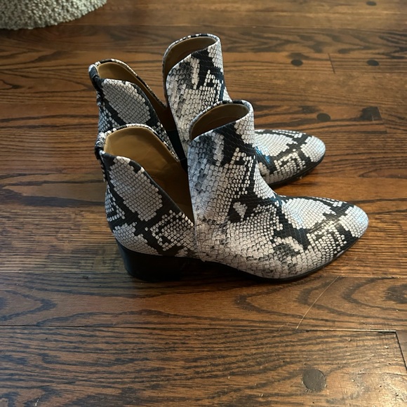 Franco Sarto Snakeskin Heeled Boots - Picture 6 of 8